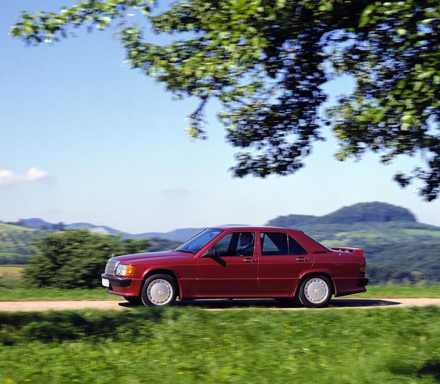  Mercedes-Benz 190 E 2.5-16 (W201) 1988 года  (WW) (фото 1 из 10)